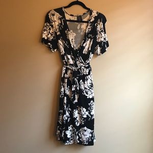 Agnes & Dora Nightingale wrap dress XL
